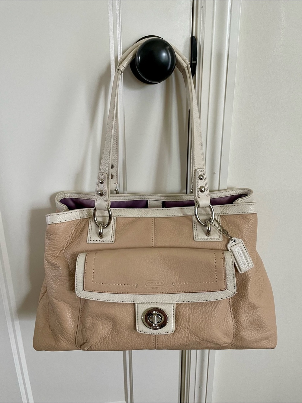 Coach Tan/Ivory Penelope Leather Shoulder Bag Y2K VINTAGE